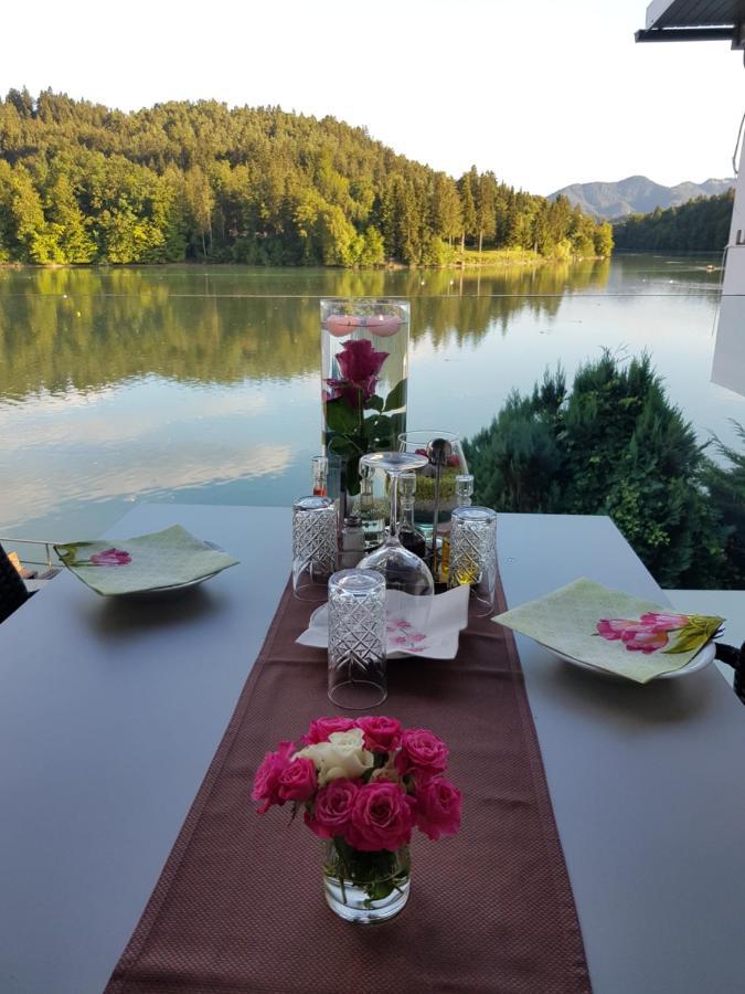 Nočitev z zajtrkom Gostisce Jezero 3*