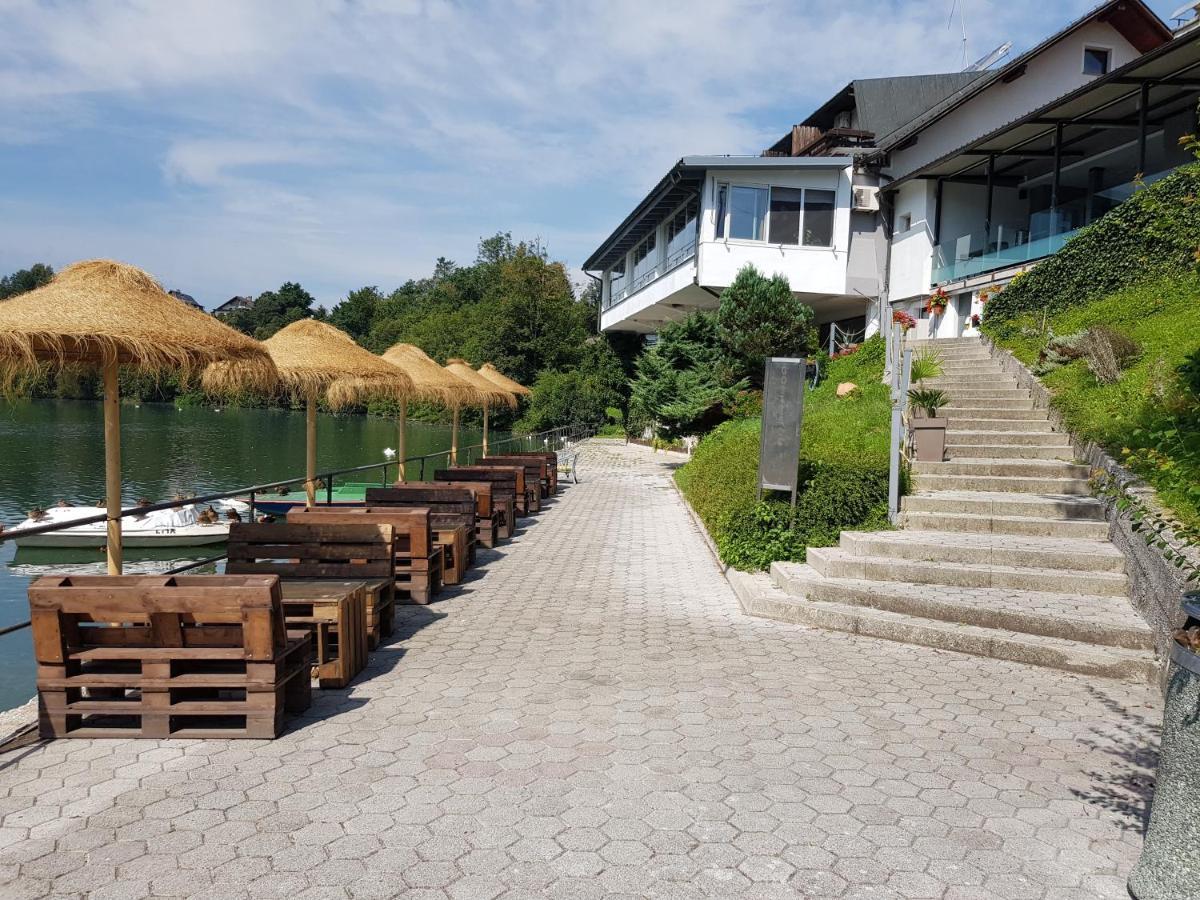 Gostisce Jezero 3*