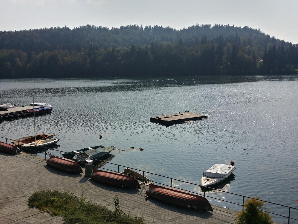 Gostisce Jezero