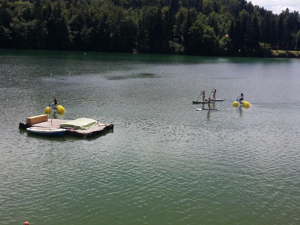 Gostisce Jezero Medvode