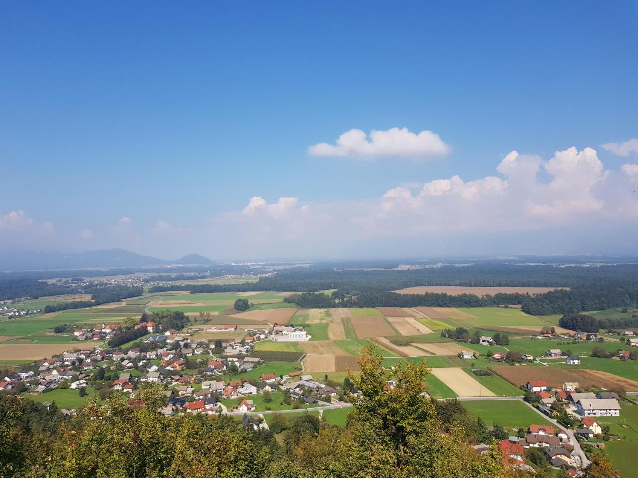 Nočitev z zajtrkom Gostisce Jezero 3*